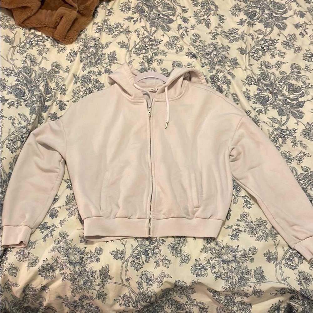 Garage white zip up hoodie size M